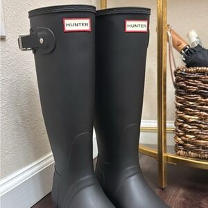Hunter Classic Black Waterproof Boots